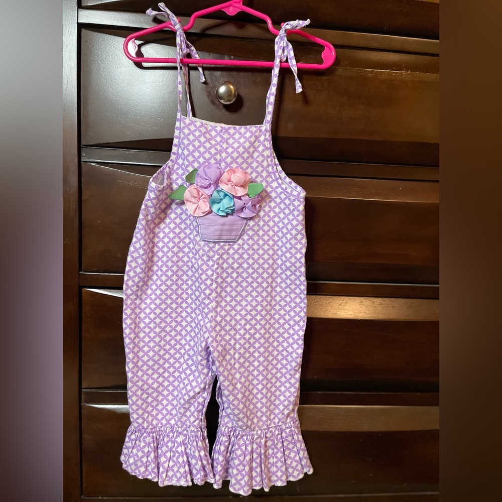 Mud Pie 2t/3t  Purple/white Romper With Appliqué Flower Basket And Flare Bottoms